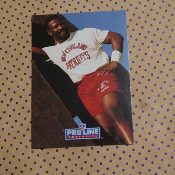 Andre Tippett #132 Football Card - Picture 1 of 2
